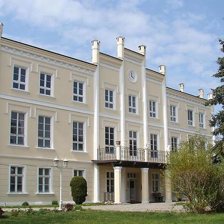 Gemuetliche Ferienwohnung Fuer 6 Personen Im Schloss Kastorf Knorrendorf Экстерьер фото